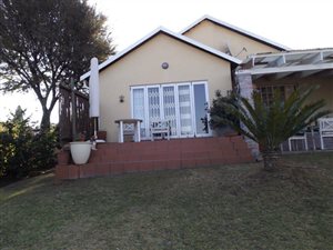 2 Bed Garden Cottage in Weltevreden Park