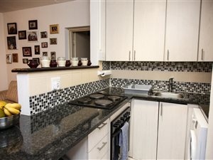 1 Bed Apartment in Bryanston Ext 3