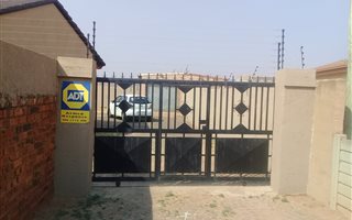 3 Bedroom House in Lenasia