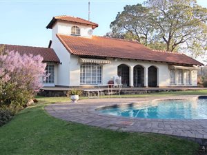 9.7 ha Farm in Lanseria and surrounds