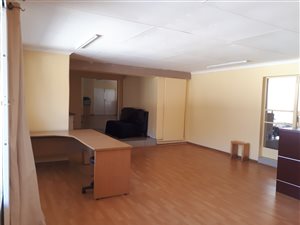 4 Bed House in Bordeaux