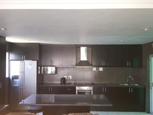 3 Bed House in Lavender Hill