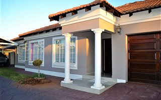 3 Bedroom House in Doornpoort and surrounds