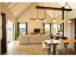 4 Bed House in Hilton