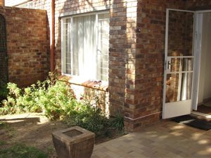 2 Bed Townhouse in Ferndale
