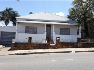 3 Bedroom House in Uitenhage Central