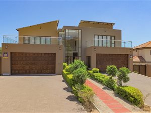 6 Bed House in Amandasig