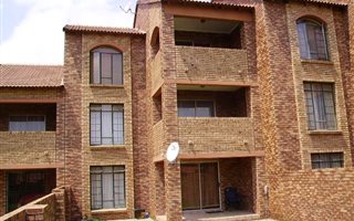 2 Bedroom Simplex in Eco Park