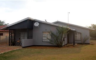 3 Bedroom House in Westergloor