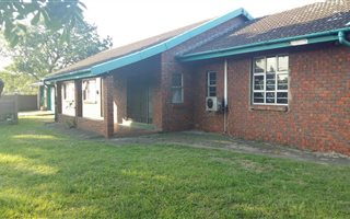 4 Bedroom House in Arboretum
