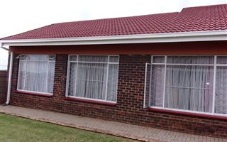 3 Bedroom House in Steel Park