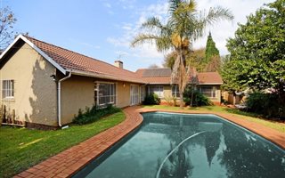 4 Bedroom House in Lakefield