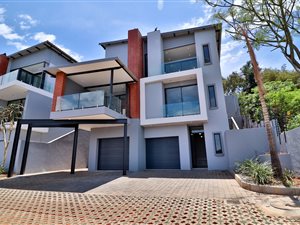 3 Bed House in Waterkloof Ridge