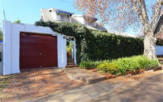 14 Bedroom House in Melville