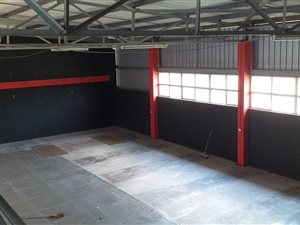 354 m² Industrial space in Hillcrest Central
