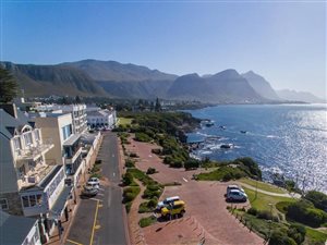 2 Bed Apartment in Eastcliff