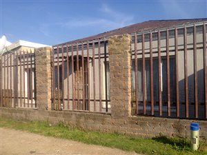 4 Bed House in Burgershoop