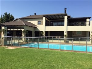 2 Bed Apartment in Maroeladal