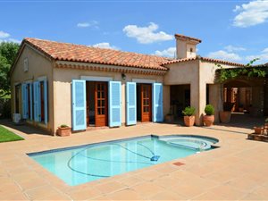 4 Bed House in Estate D Afrique