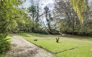 7908 m² Land available in Bryanston