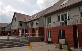 254 m² Commercial space in Lynnwood Park