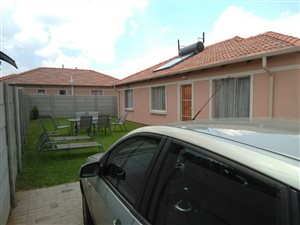 3 Bedroom House in Albertsdal