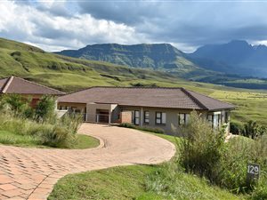 4 Bedroom House in Cathkin Estate