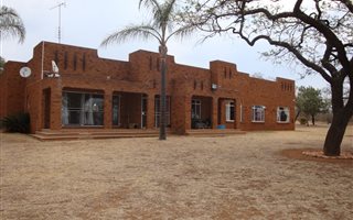 4.3 ha Farm in Elmadal AH