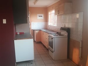 1 Bedroom Cluster in Randfontein