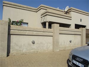 3 Bed House in Tembisa
