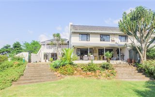 4 Bedroom Townhouse in Kloof