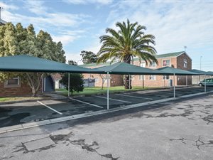 1 Bed Apartment in Oakglen
