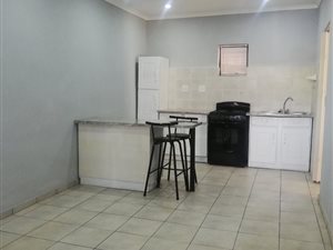 1 Bed Apartment in Eloffsdal