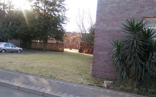 2 Bedroom Flat in Vanderbijlpark SW