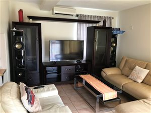 3 Bed Duplex in Arboretum