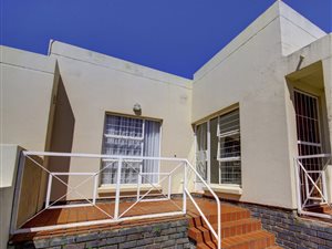 3 Bedroom Townhouse in Radiokop