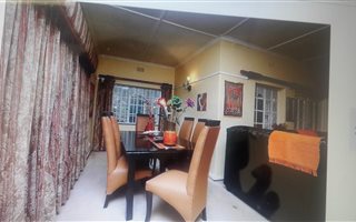 3 Bedroom House in Bramley