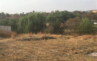 797 m² Land available in Country View