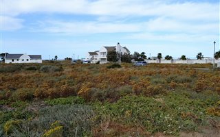486 m² Land available in Da Gama Bay