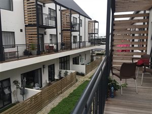 1 Bed Apartment in Paardevlei