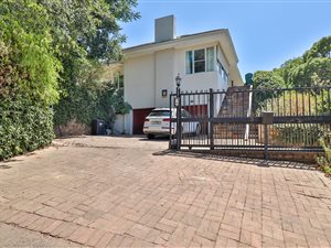 4 Bed House in Paarl