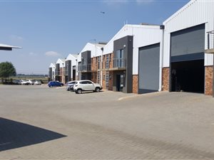 410 m² Industrial space in Brakpan North