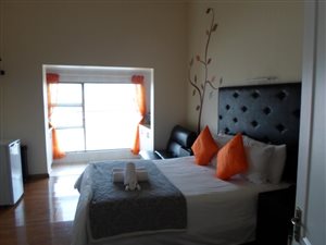 6 Bedroom Apartment in King Williams Town