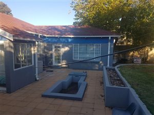 200 m² Commercial space in Northcliff