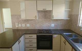 2 Bedroom Townhouse in Rietvalleirand