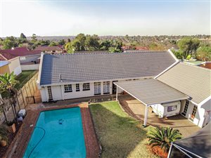 4 Bed House in Norkem Park