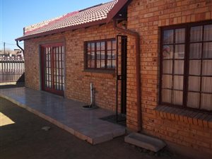 3 Bed House in Grasslands