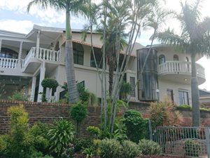 4 Bed House in Stanger Manor