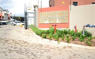 3 Bedroom Apartment in Barbeque Downs