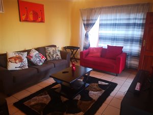3 Bed Flat in Helderwyk Estate